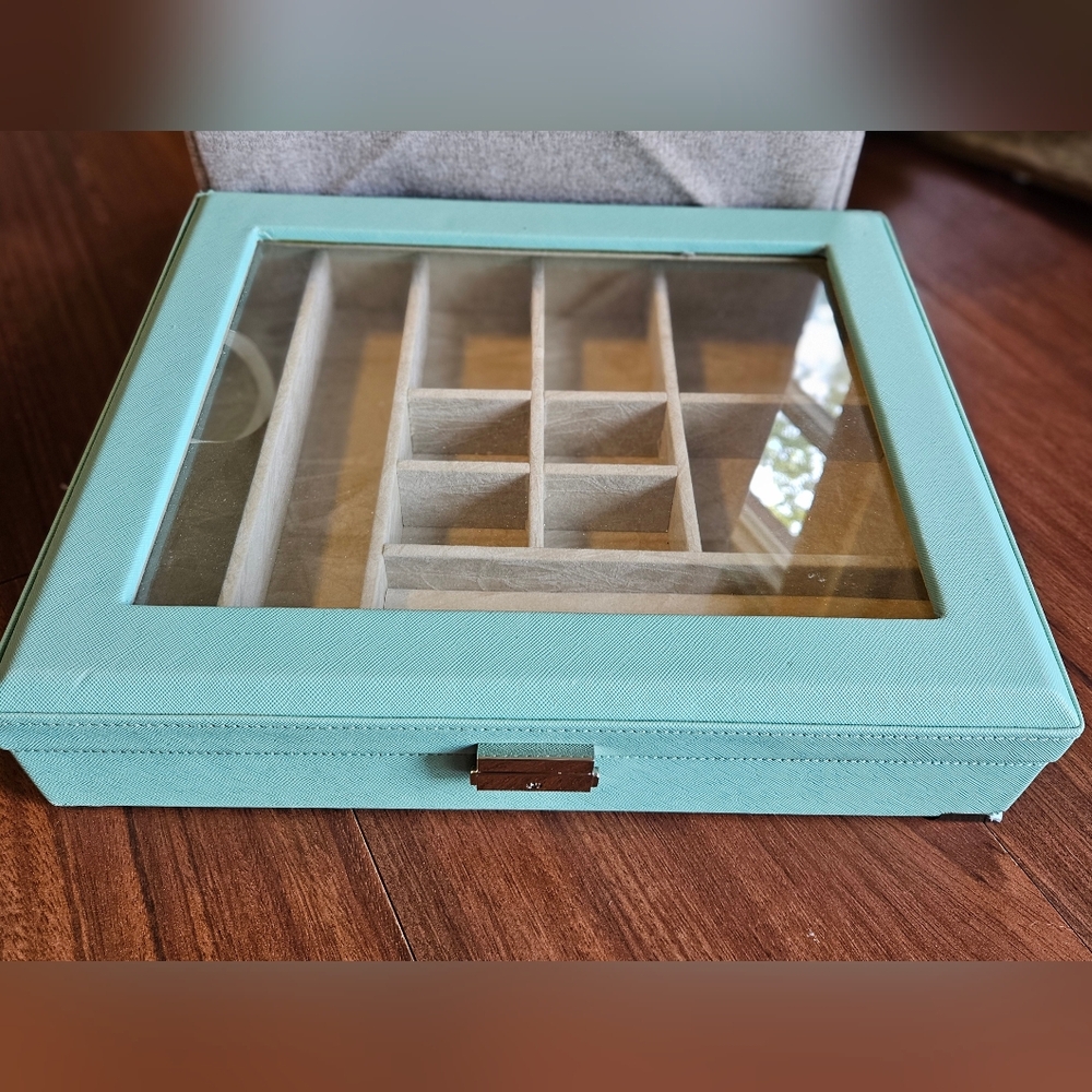 Tuscan Design jewelery box